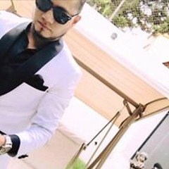 Chris W. Sánchez