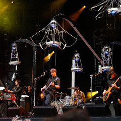 Queens of The Stone Age