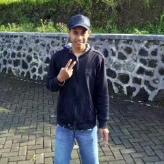 Wandra Feat Jihan Audy - Memori Berkasih.mp3