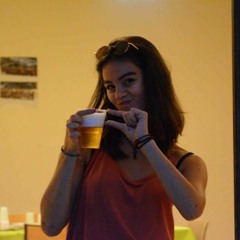 Laurine S .