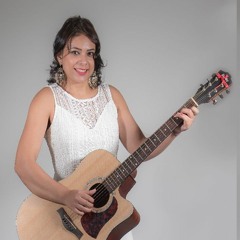 Naiara Oliveira