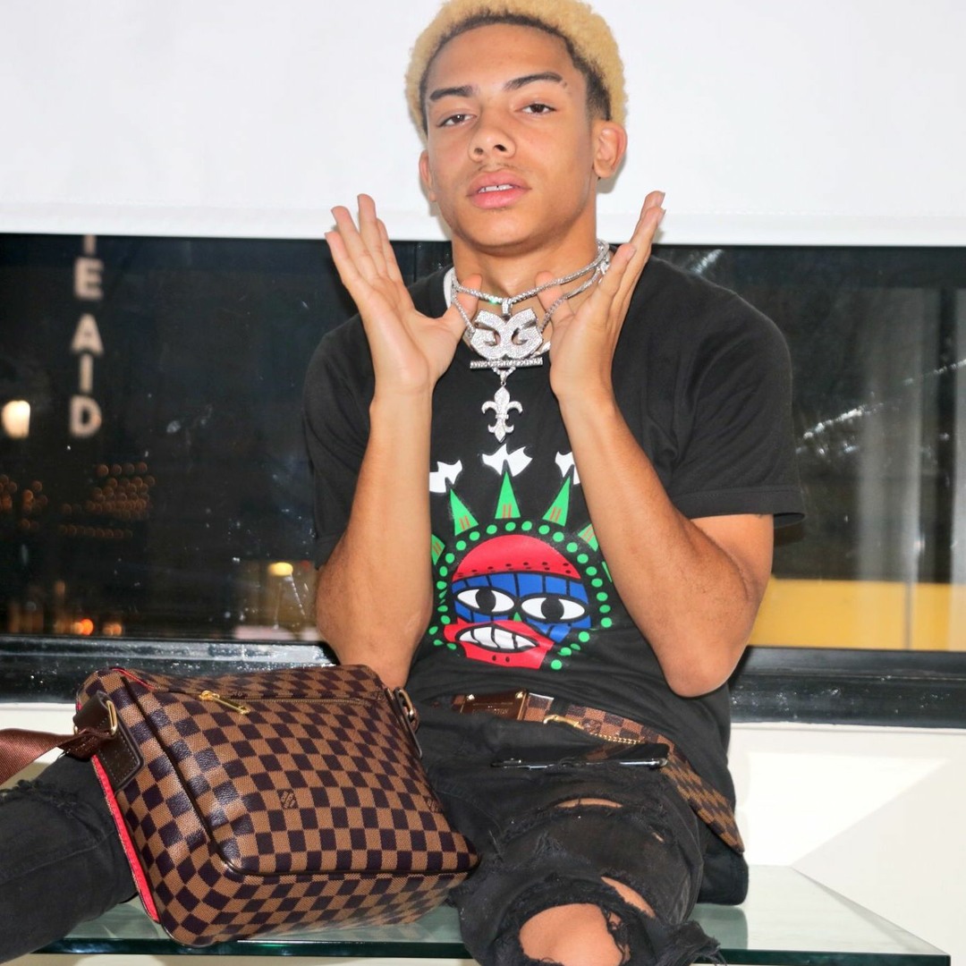Stream Lil Saint music | Listen to songs, albums, playlists for