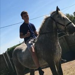 Mackenzie Farquharson