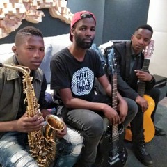 Xhosa Tribe  - Bambelela Ft ThulaSizwe