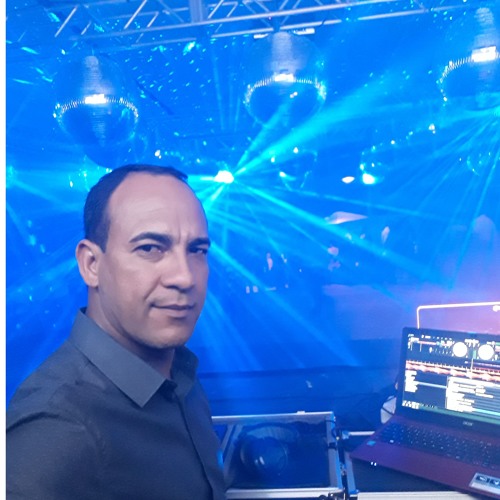 DJ Carlos Lima’s avatar