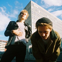 For Levende og Døde