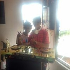 Womre Apelldos