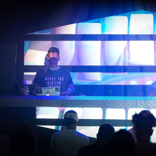 Jowie live machine (Analog Korp)