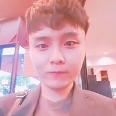 김용우