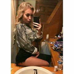 Courtney_nicolee