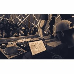 ##FUDELANÇA COM AS NOVINHA NO RITMO DO CATATAU - (( FAIXA FODECAST 002 DJ MOB x DJ VN ))