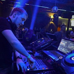 DJ ASH