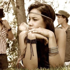 Sarah & the King Bees