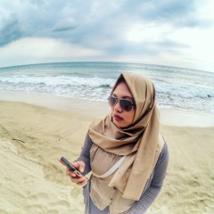 Skyscraper Cover Dila Dias