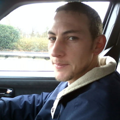 Chris Holland /Djcdwizz