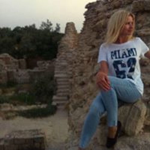 Alena Mogy’s avatar