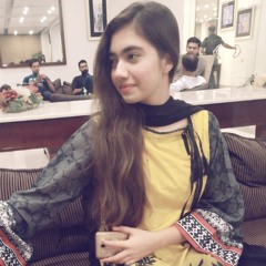 naina khan