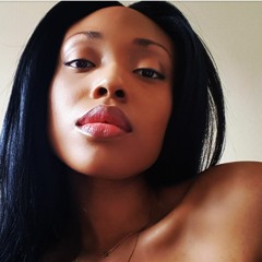 Z O E  F E L I C I A