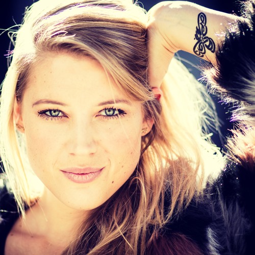 Stream LORAINE music | Listen to songs, albums, playlists for free on ...