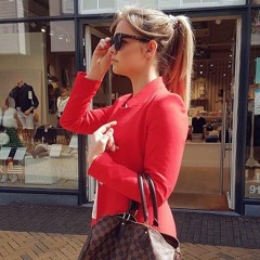 Dominique Giesbergen