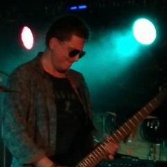 05 - Somebody Is Coming