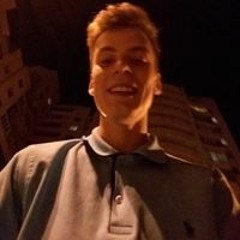 Максим Маслюк