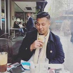 Ψ 𝕫𝒆𝐮𝐬s