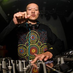 DJ kenny ॐ