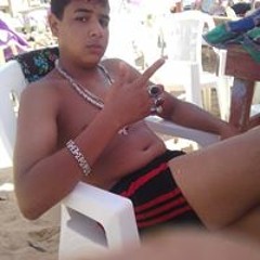 مصطفي مزيكا