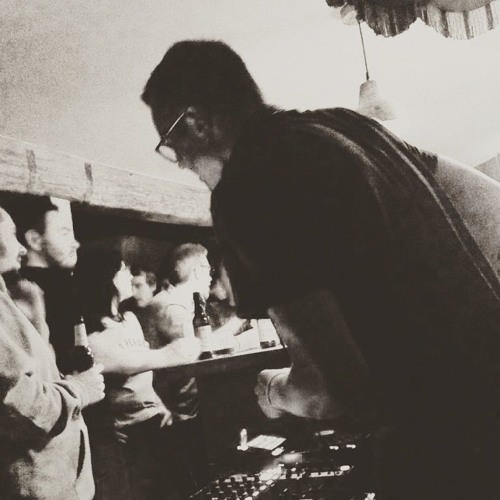 SPACE NI9HT (A DJ SET)