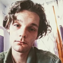 Wynona With 4 Strings