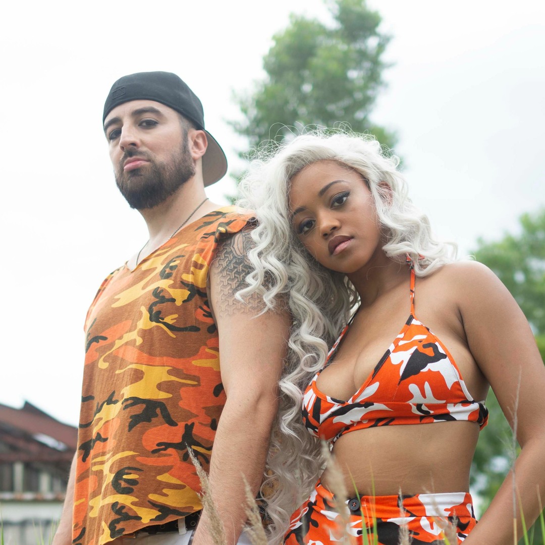 Stream Ana Molly music | Listen to songs, albums, playlists for