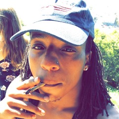 Mike-D in the Hotbox