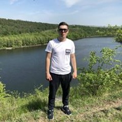 Макс Черкасов