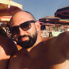 Laszlo Urogi