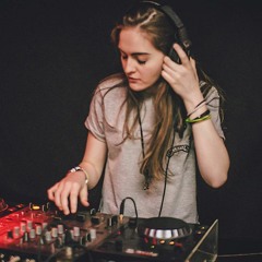 Dj Thuy Defreyn