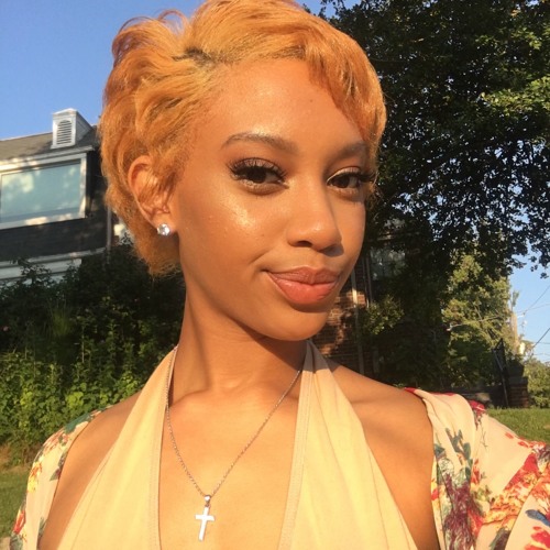 Stream Zaria Simone music | Listen to songs, albums, playlists for free