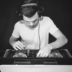 DJ VinnyG