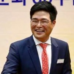 Sangwook Lee