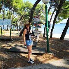 Caroline Simone Leschanz