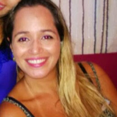 Camila Carvalho