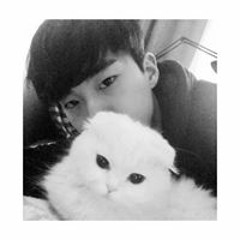Hun Hwang