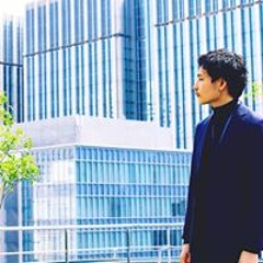 山下諒之介