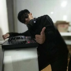 QuyenD