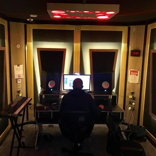 Illicit The Producer — artist photo