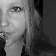 Liza T / Remains of Dahli