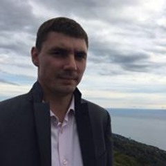 Юрий Петров