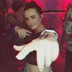 chloeefairchild