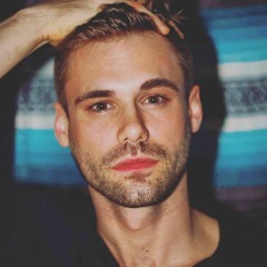 Sean Lamont