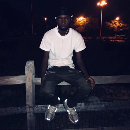 Deejay Zay Hard in The paint ( RE-Uploaded)